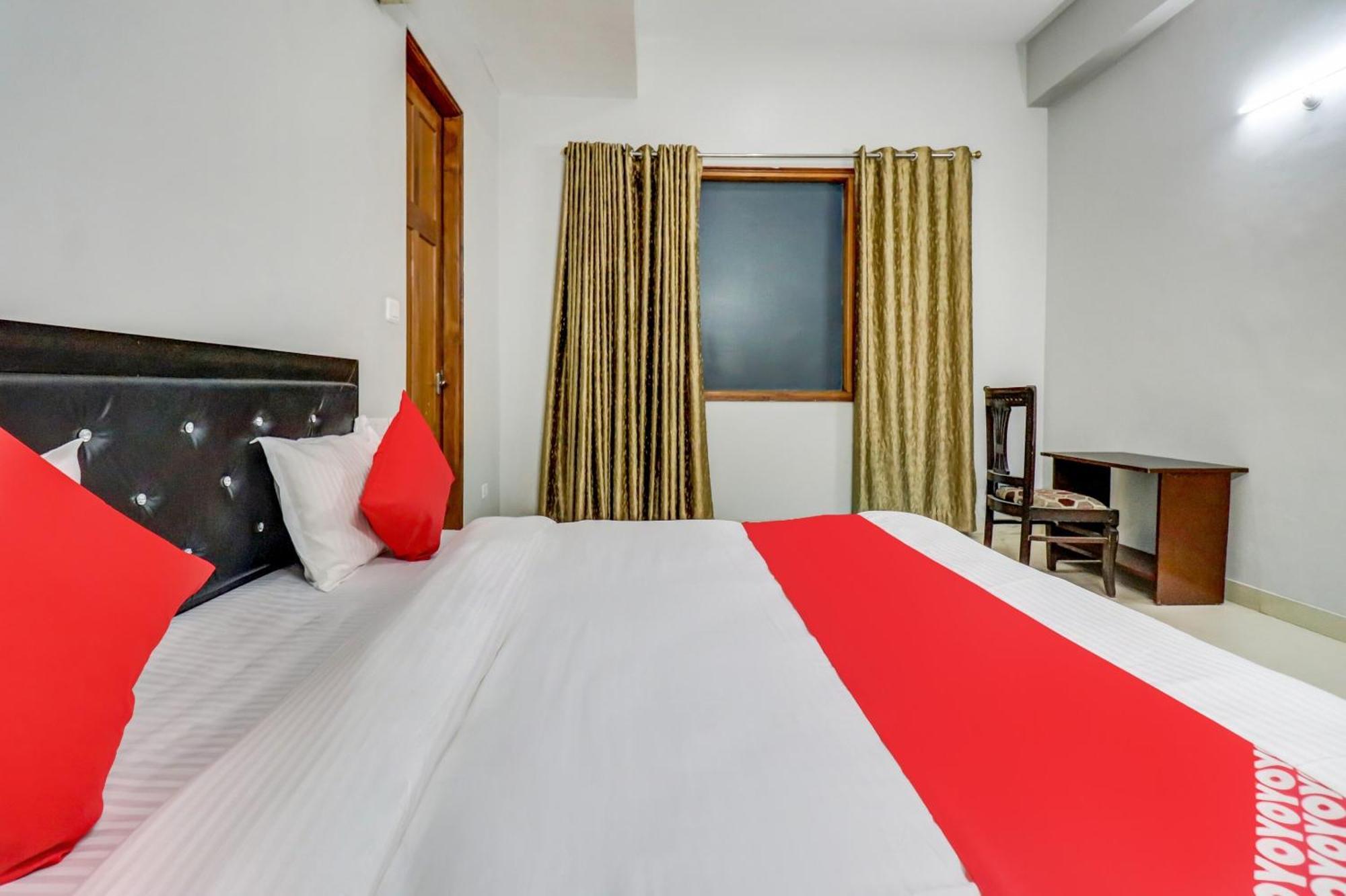 Hotel O Tokyo Chinhat 외부 사진